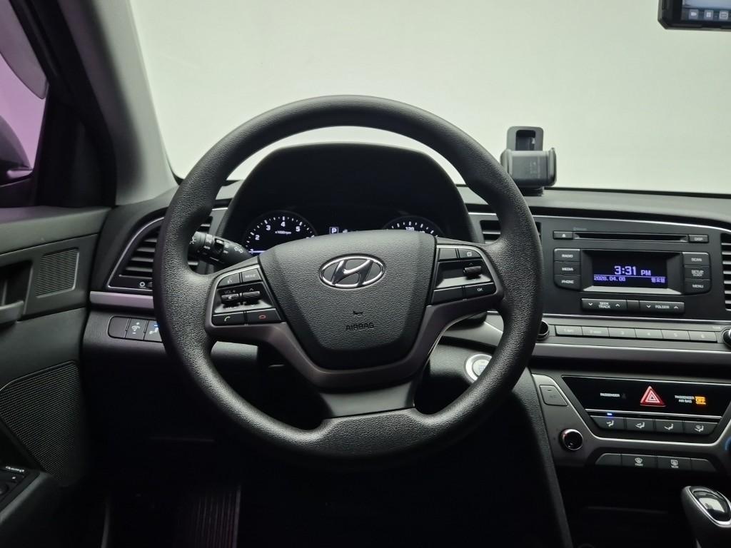 HYUNDAI Avante 2018 Gris - Importación desde Corea - HF Imports Iquique - Foto 18