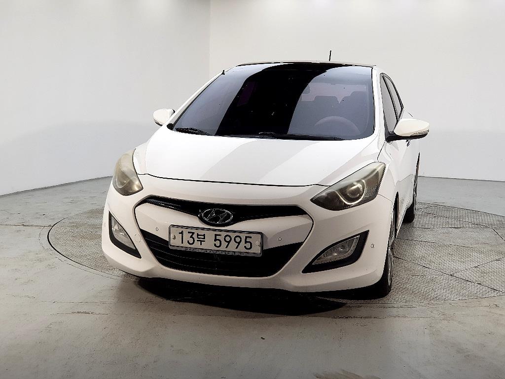 HYUNDAI i30 - Vista 2