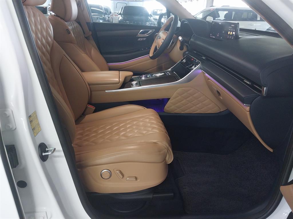 Genesis GV80 - Vista 11