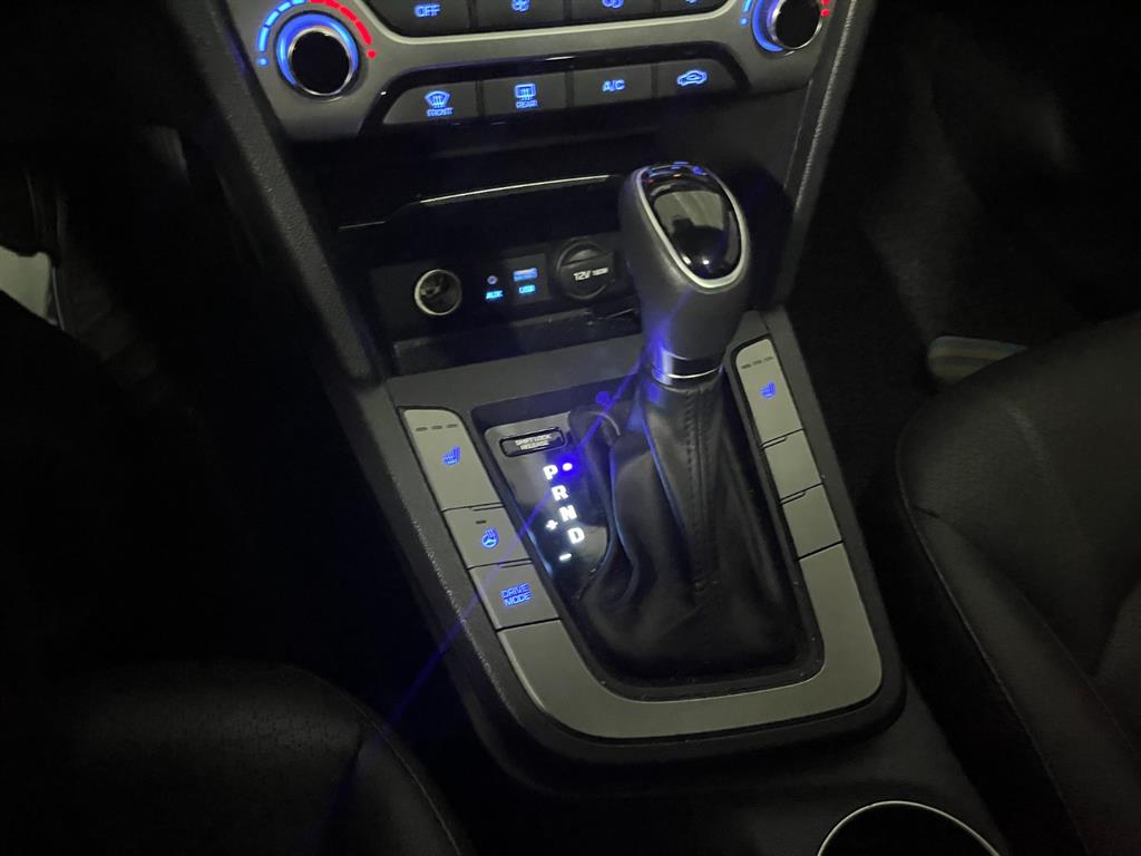 HYUNDAI Avante 2017 Blanco - Importación desde Corea - HF Imports Iquique - Foto 13