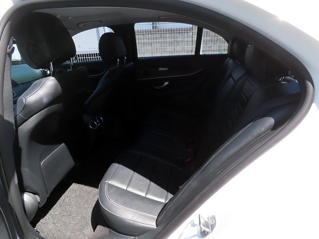 Mercedes Benz E class - Vista 6