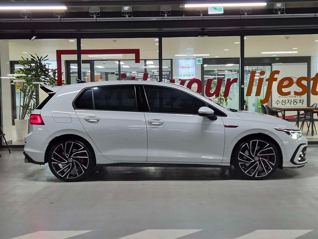 Volkswagen Golf - Vista 3