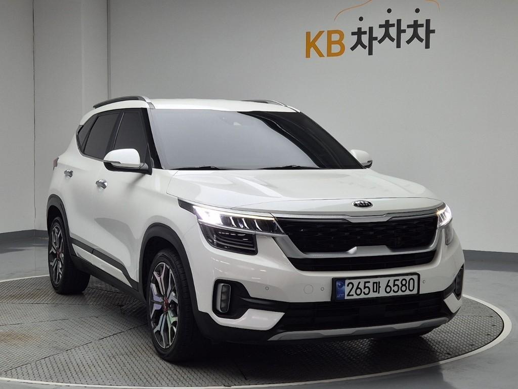 KIA Seltos - Vista 2