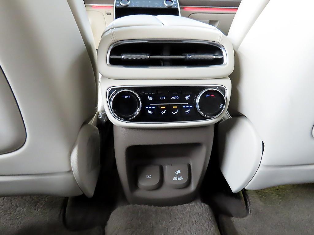 Genesis GV80 - Vista 12