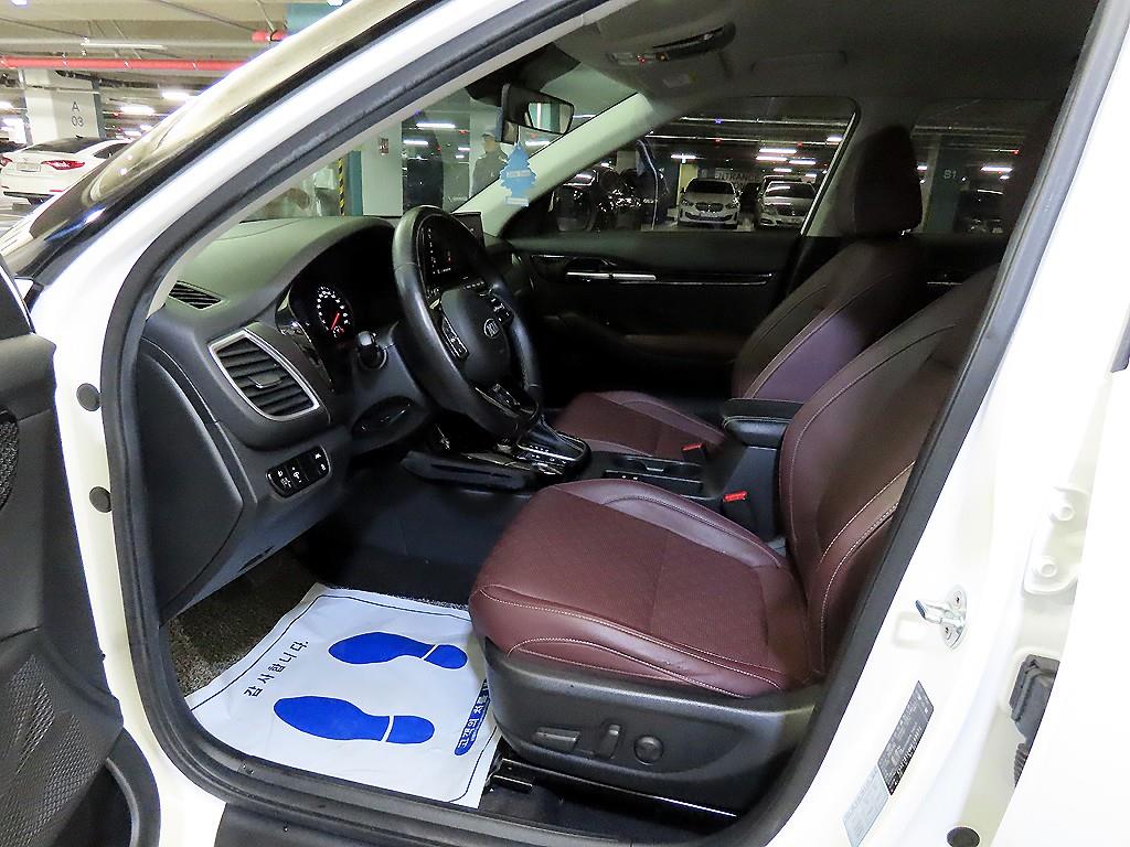 KIA Seltos - Vista 6