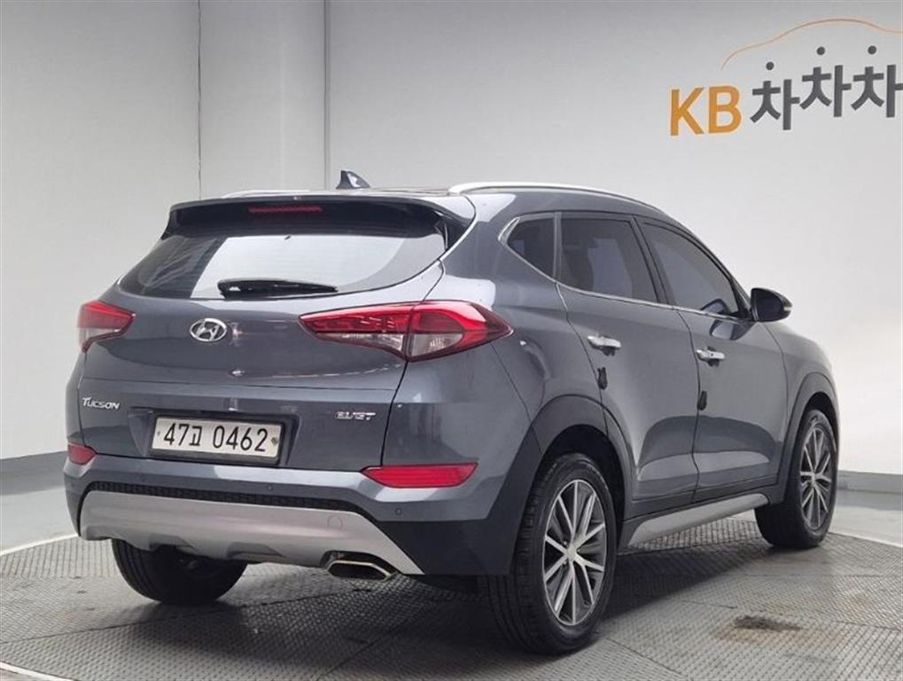 HYUNDAI Tucson - Vista 4