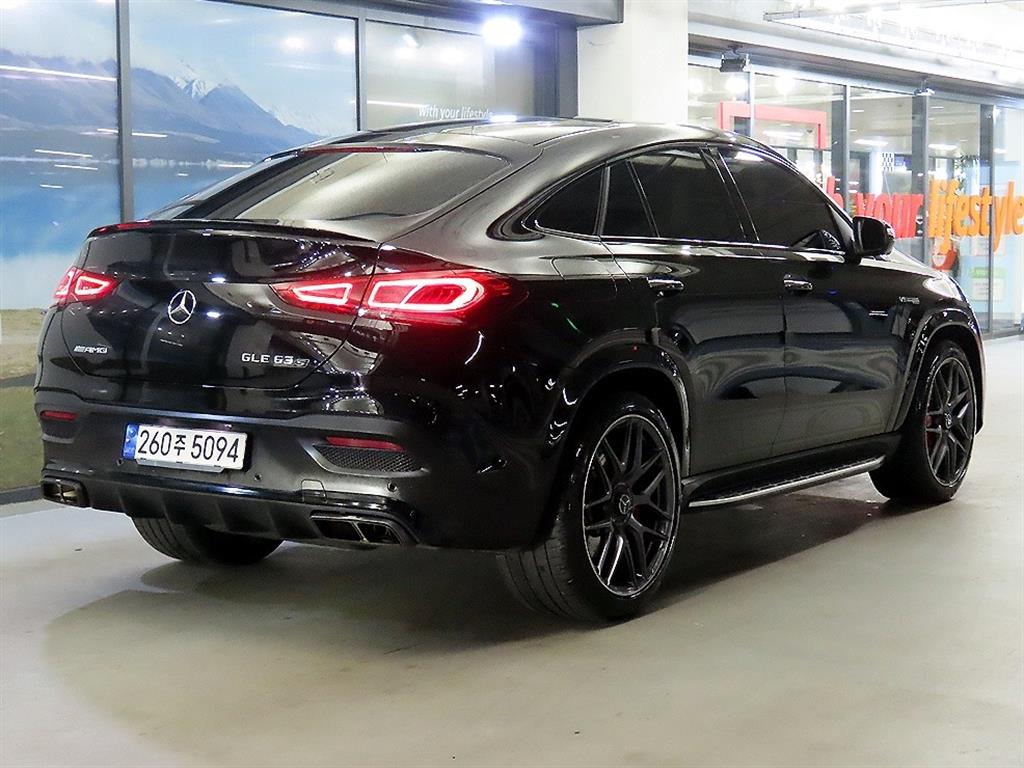 Mercedes Benz GLE Class - Vista 4