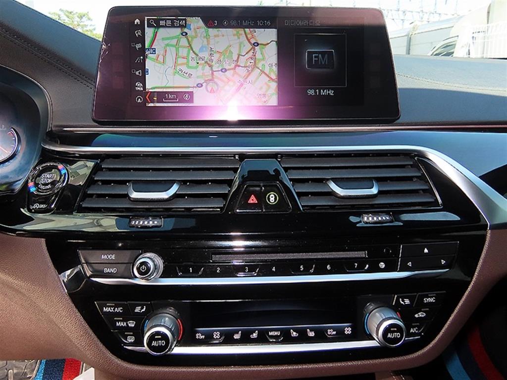 BMW 5 Series 2018 Blanco - Importación desde Corea - HF Imports Iquique - Foto 13