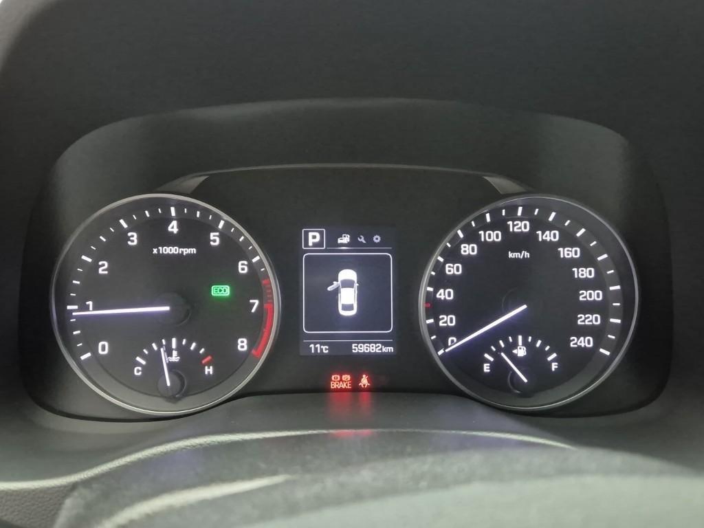 HYUNDAI Avante 2018 Gris - Importación desde Corea - HF Imports Iquique - Foto 15