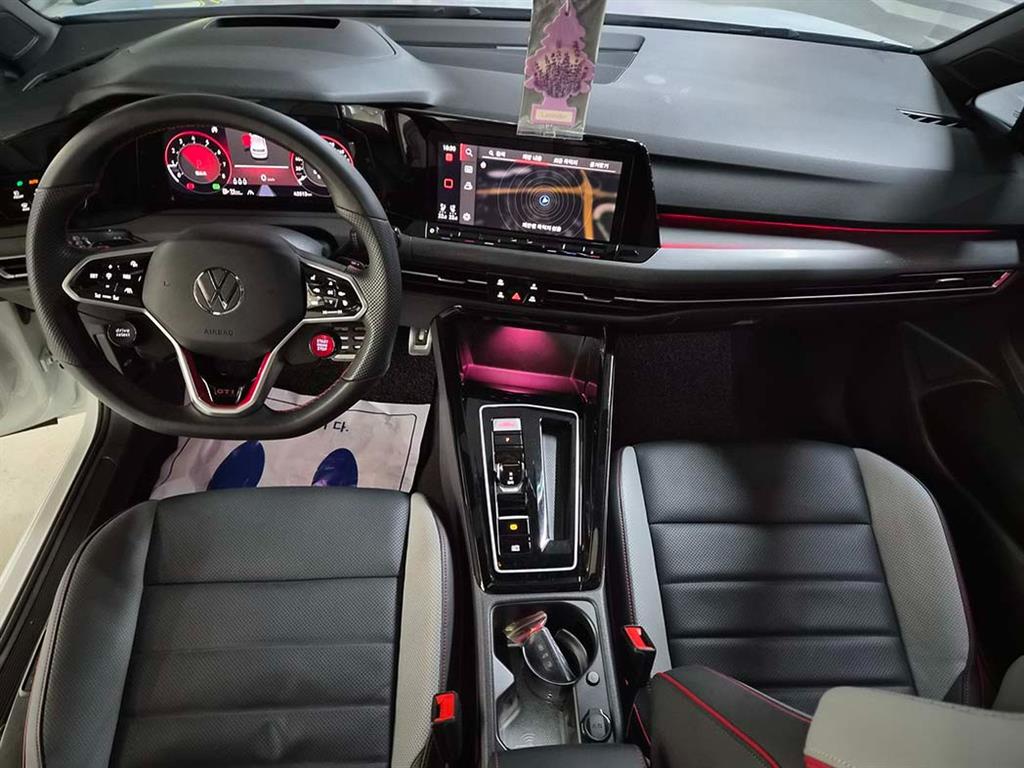 Volkswagen Golf - Vista 10