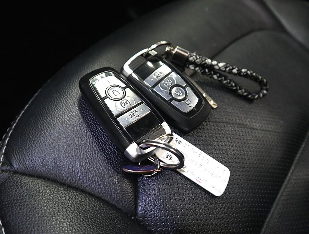 Ford Explorer 2018 Blanco - Importación desde Corea - HF Imports Iquique - Foto 16