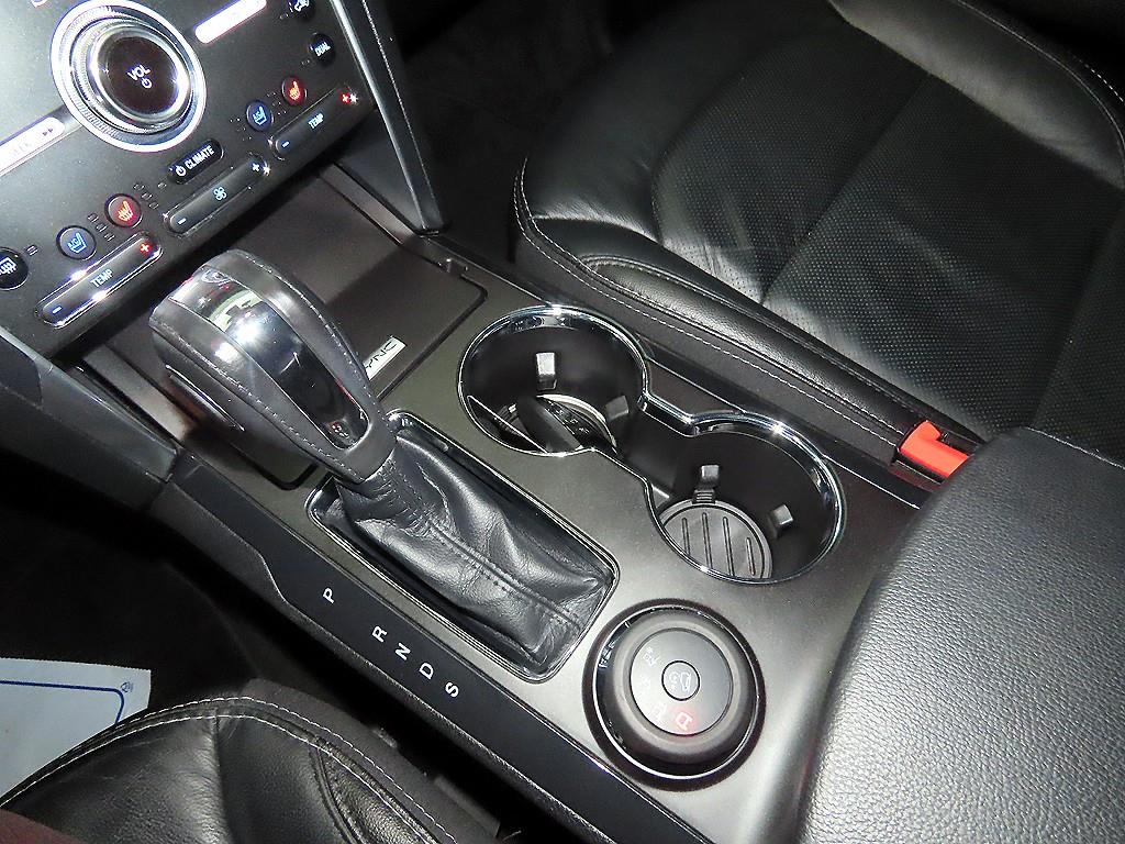 Ford Explorer - Vista 12