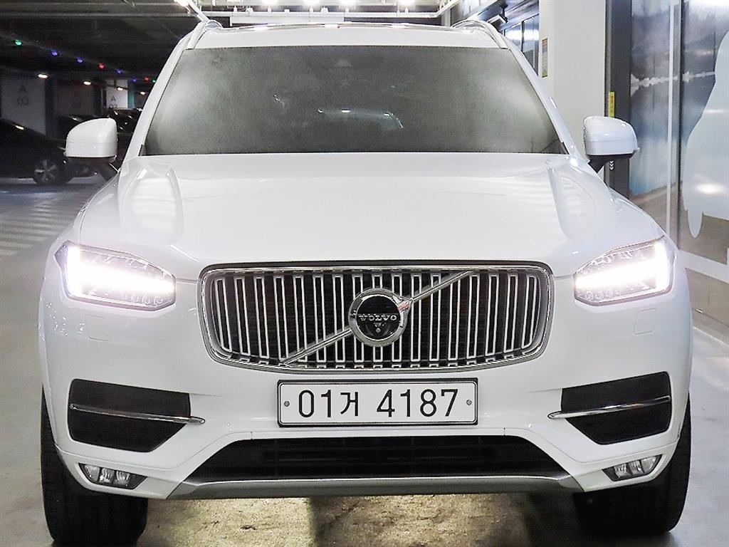 Volvo XC90 - Vista 2