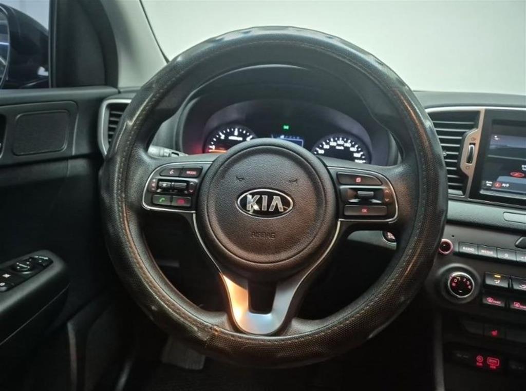KIA Sportage - Vista 8