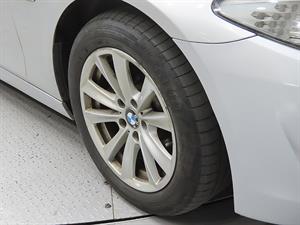 BMW 5 Series - Vista 10