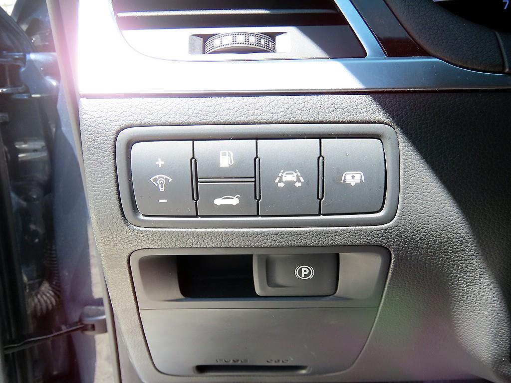 HYUNDAI Genesis 2016 Gris - Importación desde Corea - HF Imports Iquique - Foto 13