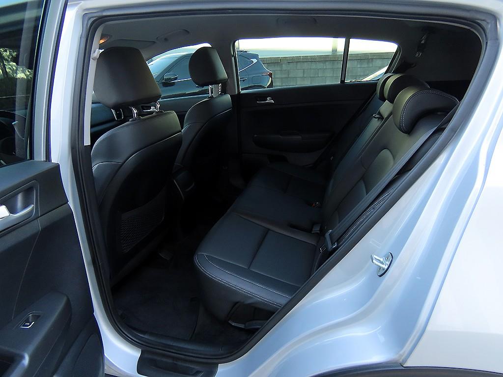 KIA Sportage - Vista 6