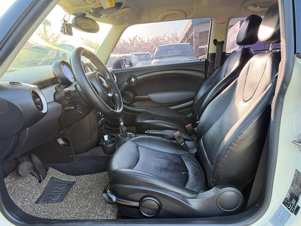 Mini Cooper - Vista 8