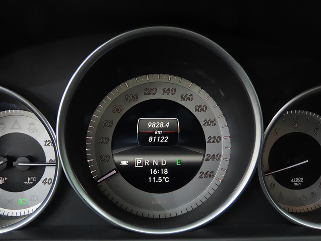 Mercedes Benz C Class - Vista 8