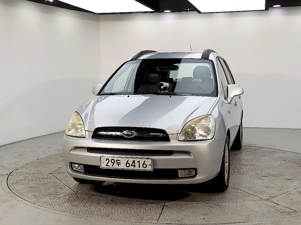 KIA Carens - Vista 2