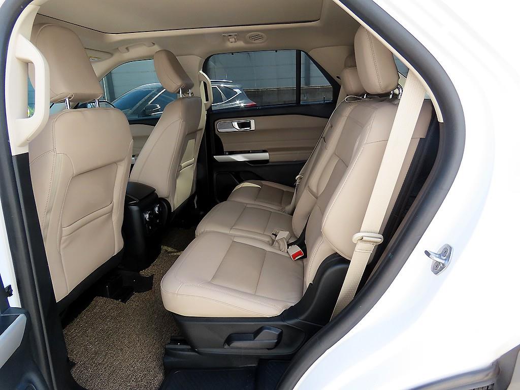 Ford Explorer - Vista 6