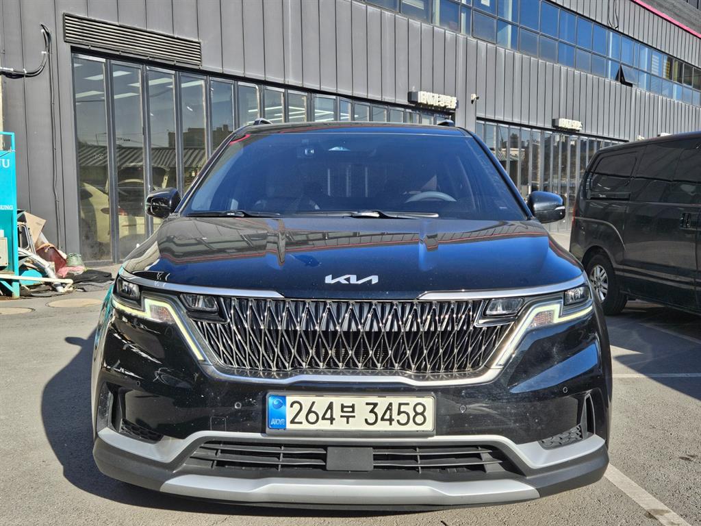 KIA Carnival - Vista 2