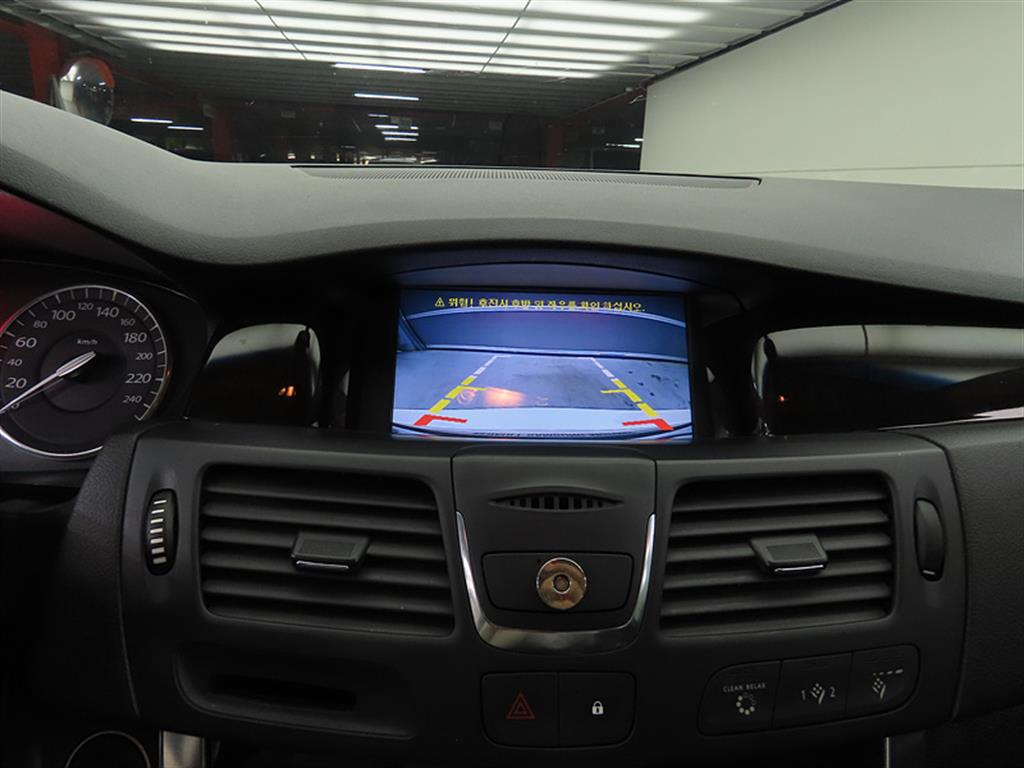 SAMSUNG SM5 2012 Blanco - Importación desde Corea - HF Imports Iquique - Foto 17