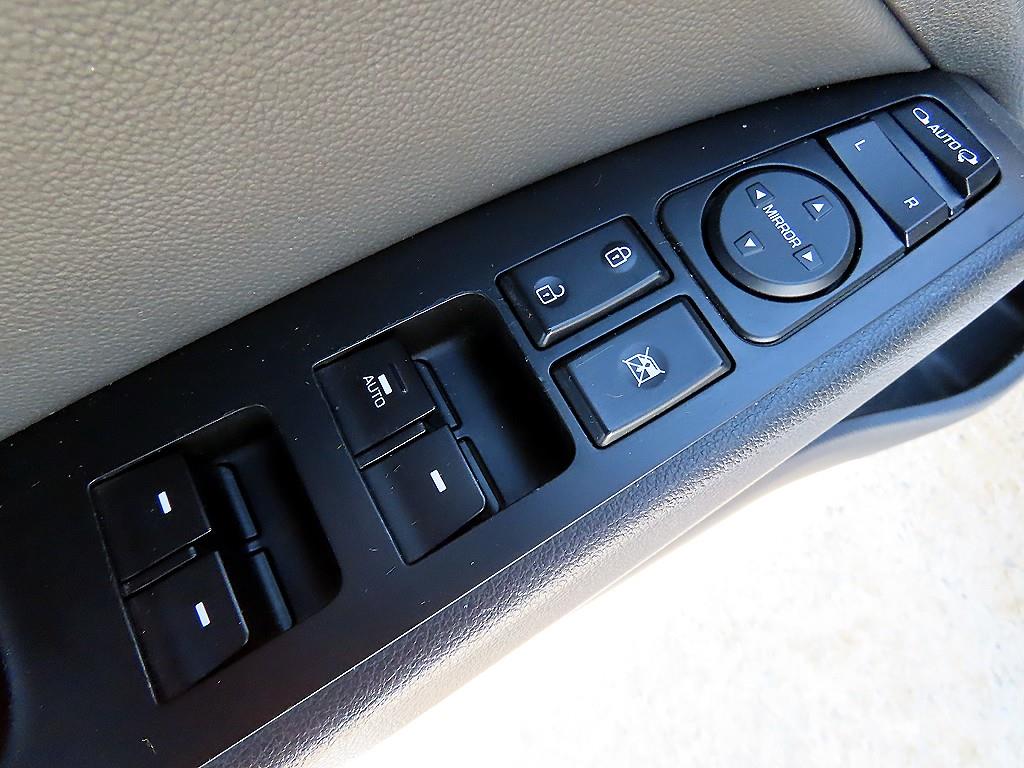 HYUNDAI Avante 2016 Blanco - Importación desde Corea - HF Imports Iquique - Foto 13