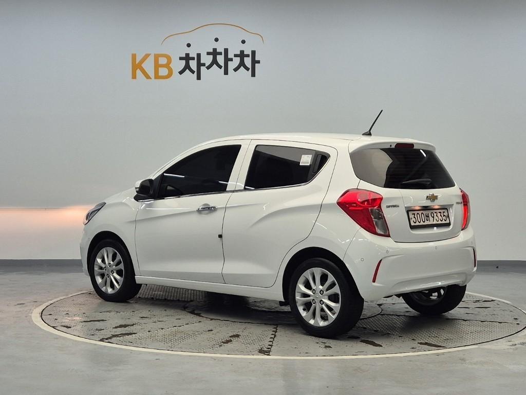 Chevrolet Spark - Vista 2