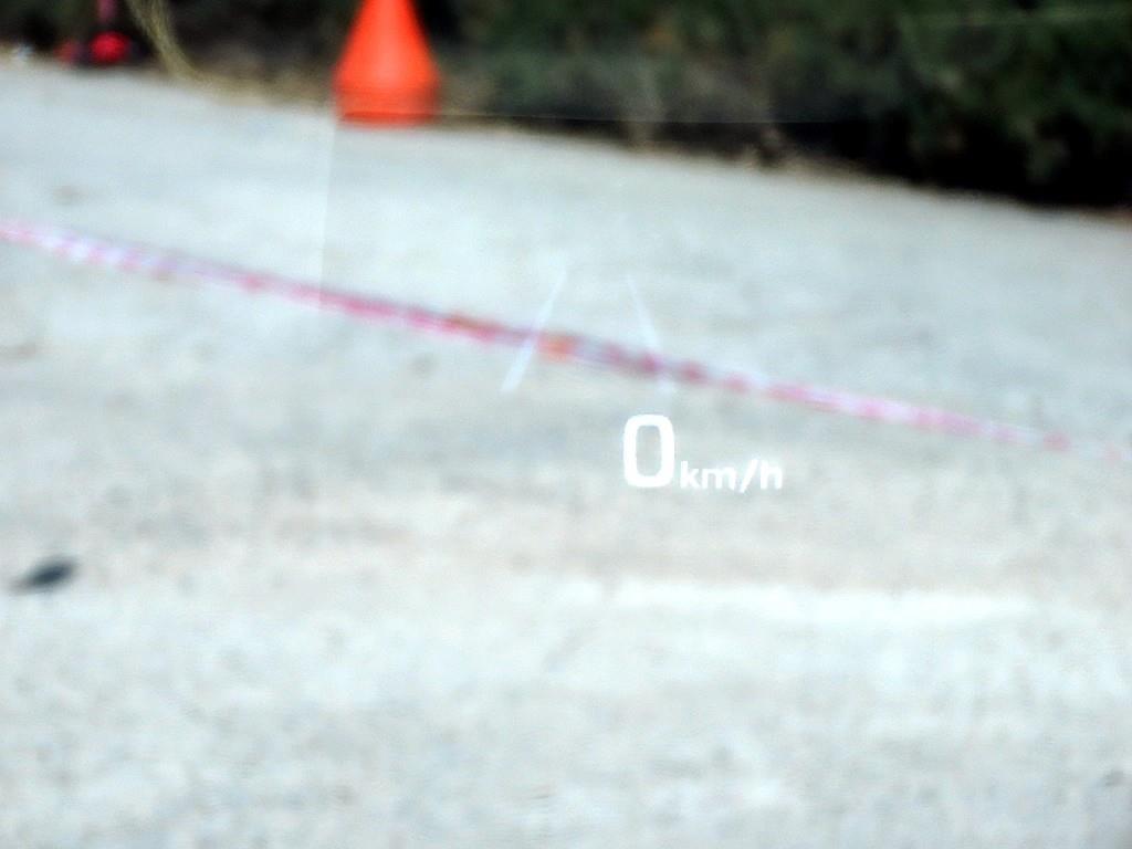 HYUNDAI Genesis - Vista 10