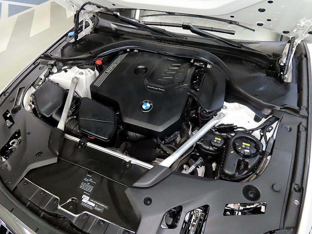 BMW 5 Series 2021 Blanco - Importación desde Corea - HF Imports Iquique - Foto 19