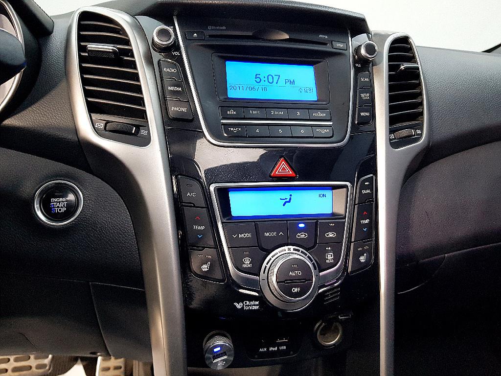 HYUNDAI i30 - Vista 2