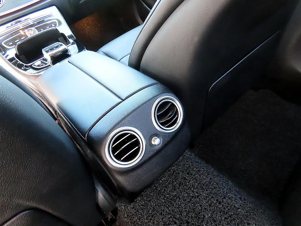 Mercedes Benz E class 2017 Blanco - Importación desde Corea - HF Imports Iquique - Foto 16