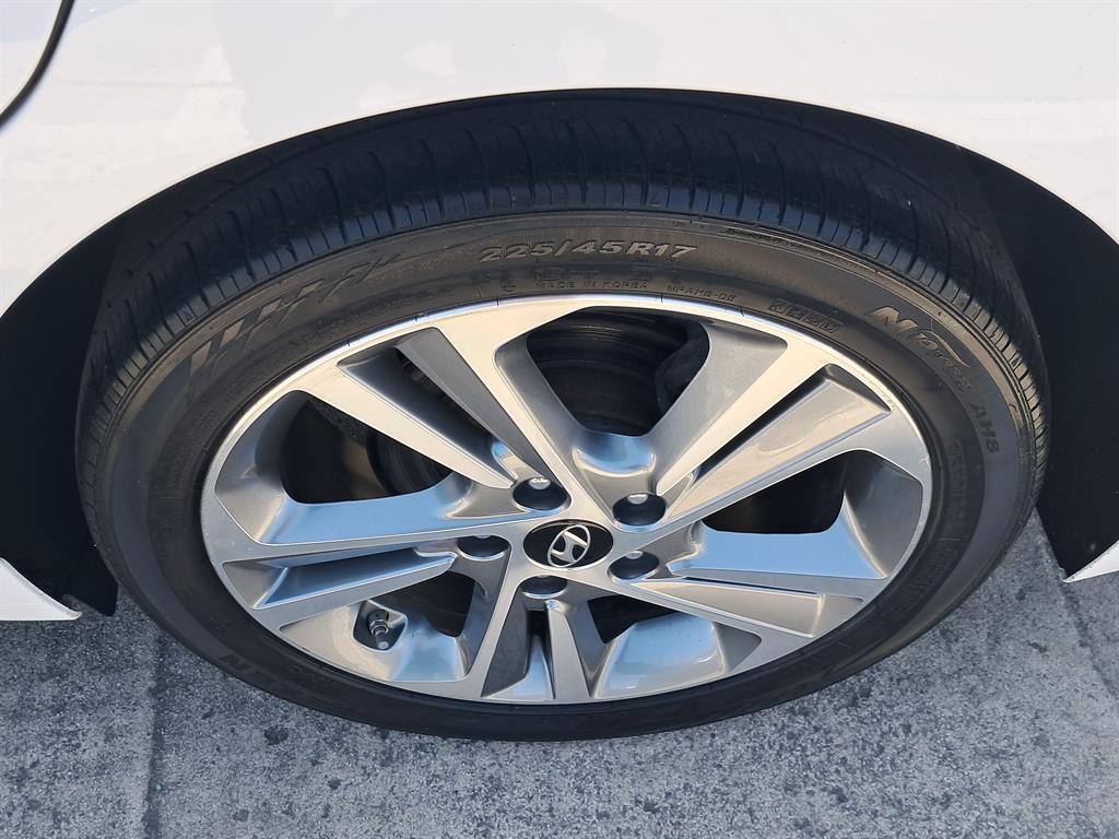 HYUNDAI Avante 2017 Blanco - Importación desde Corea - HF Imports Iquique - Foto 20