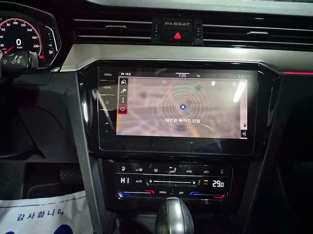 Volkswagen Passat 2021 Blanco - Importación desde Corea - HF Imports Iquique - Foto 14