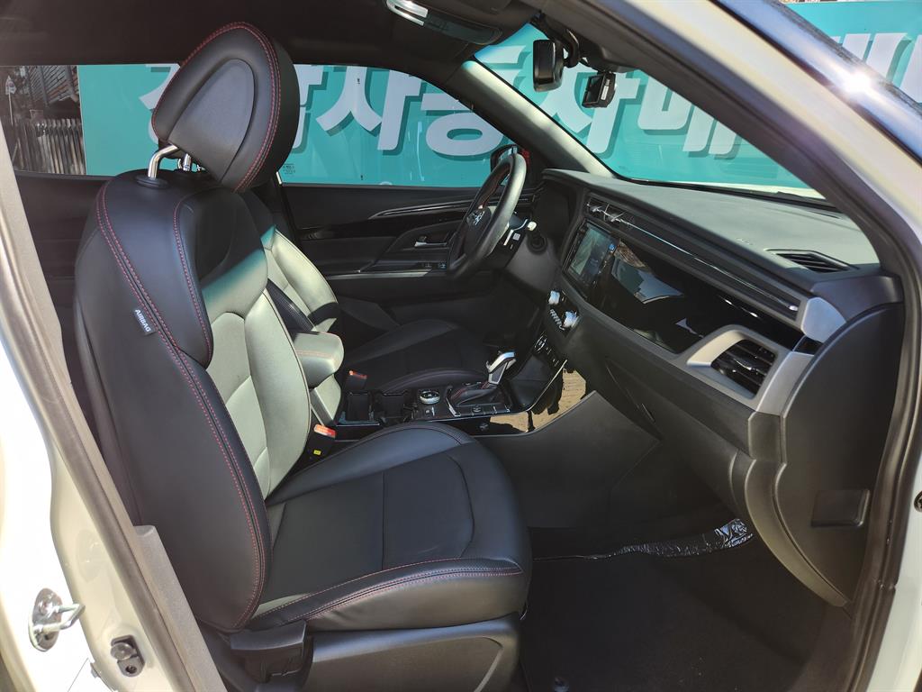 Ssangyong Korando 2022 Blanco - Importación desde Corea - HF Imports Iquique - Foto 13