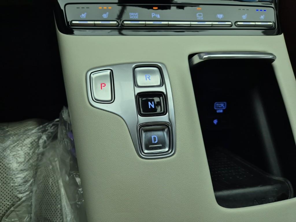 HYUNDAI Grandeur - Vista 8