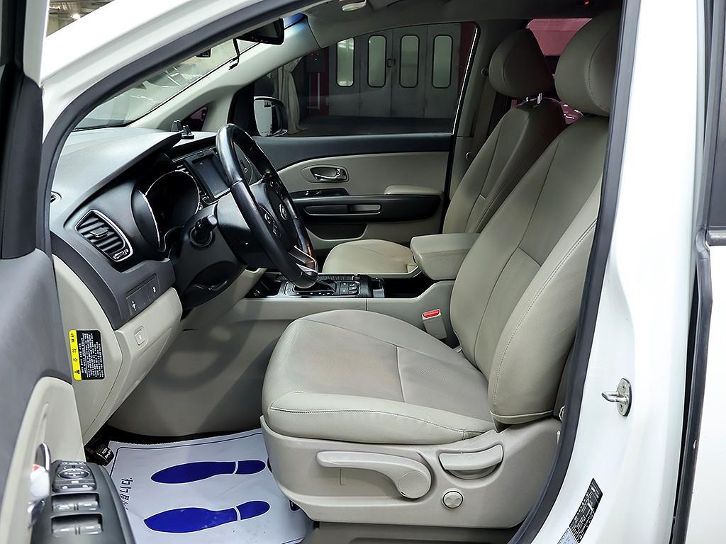 KIA Carnival 2018 Blanco - Importación desde Corea - HF Imports Iquique - Foto 11