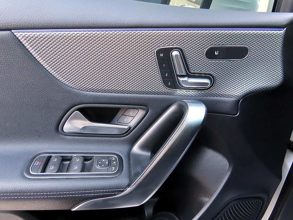 Mercedes Benz A Class - Vista 11