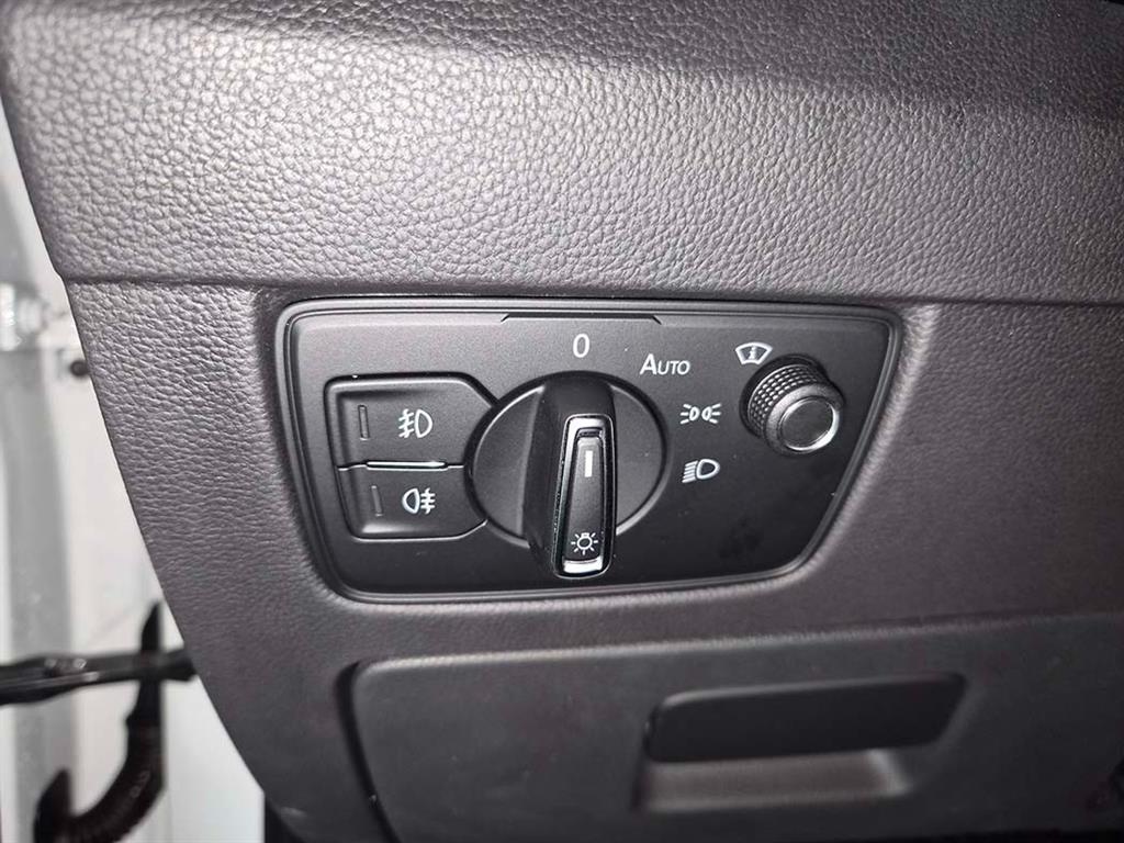 Volkswagen Passat 2021 Blanco - Importación desde Corea - HF Imports Iquique - Foto 13