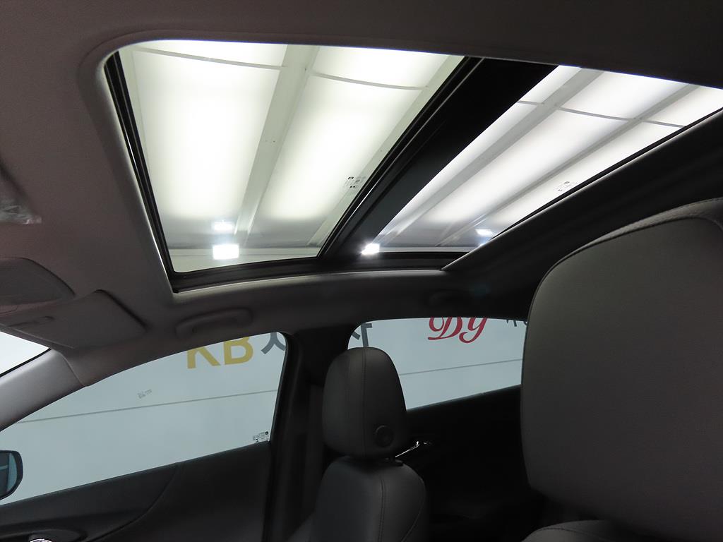 Chevrolet Malibu 2019 Blanco - Importación desde Corea - HF Imports Iquique - Foto 17