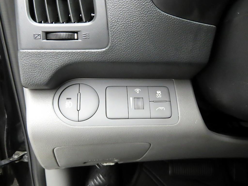 HYUNDAI Starex - Vista 12