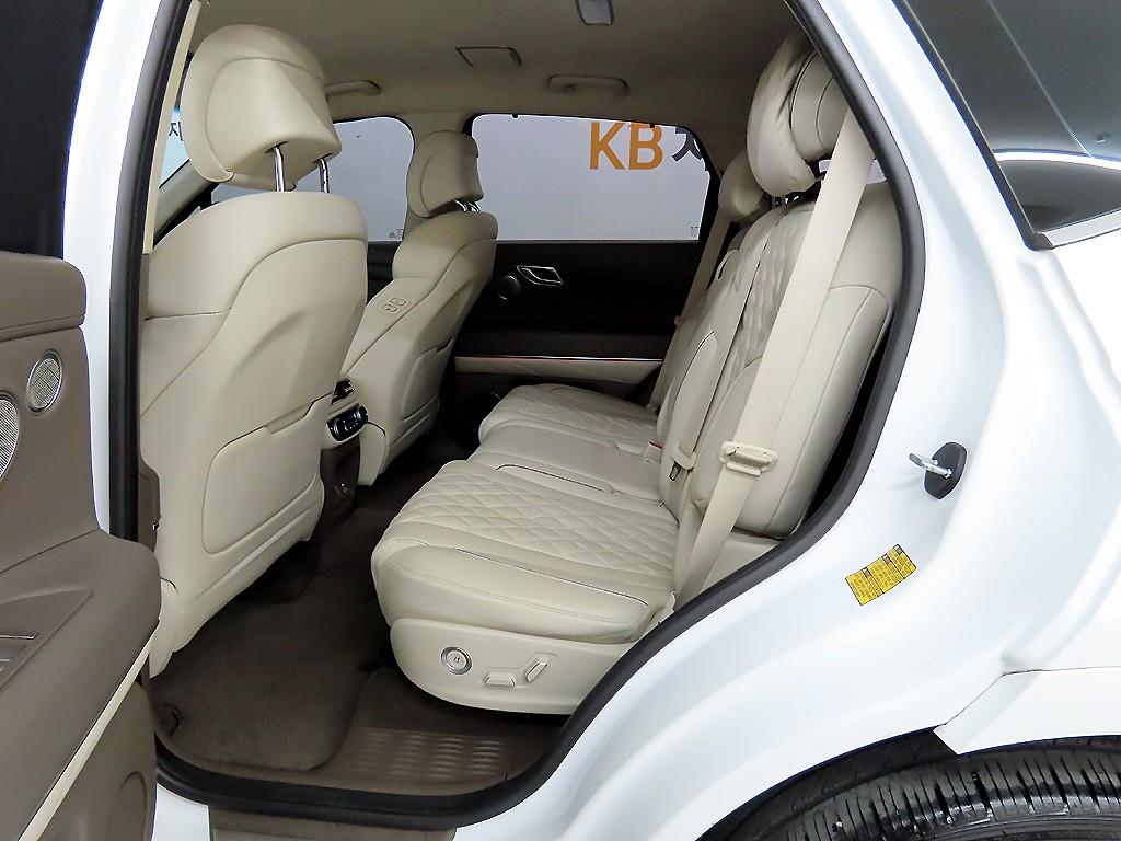 Genesis GV80 - Vista 6