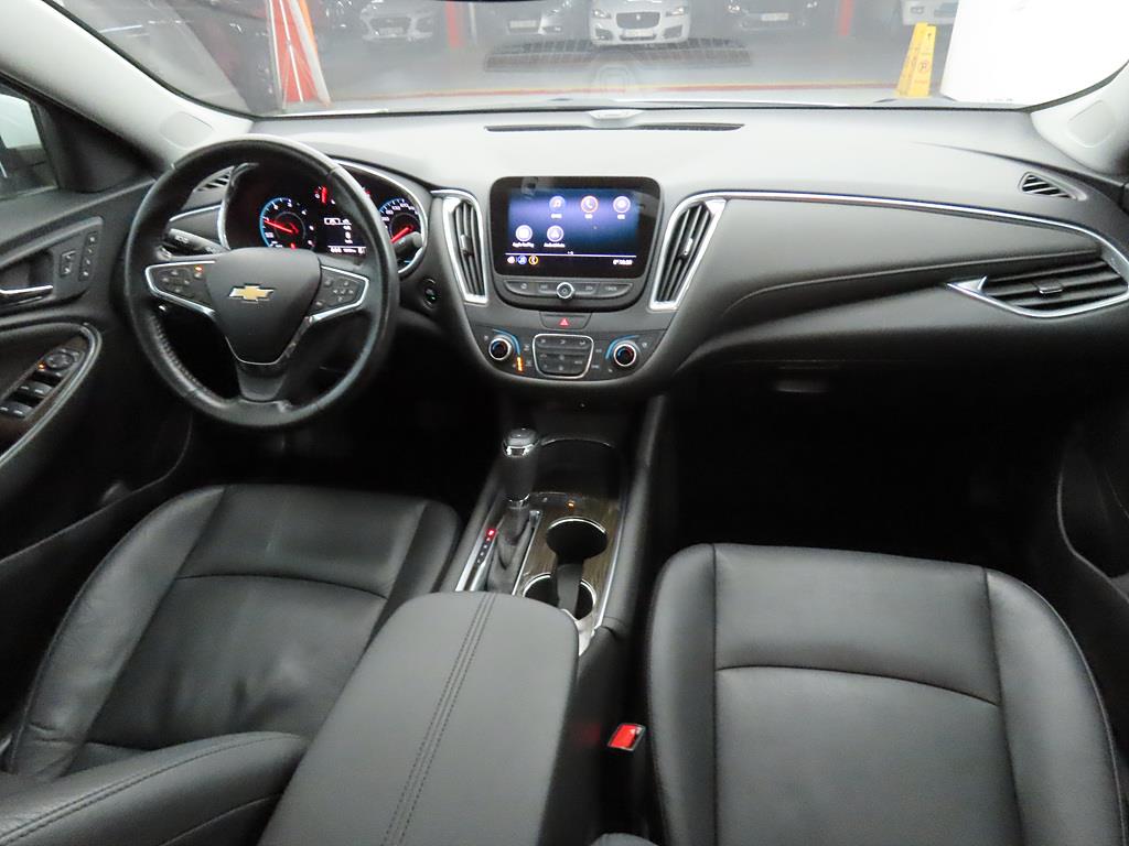 Chevrolet Malibu - Vista 5