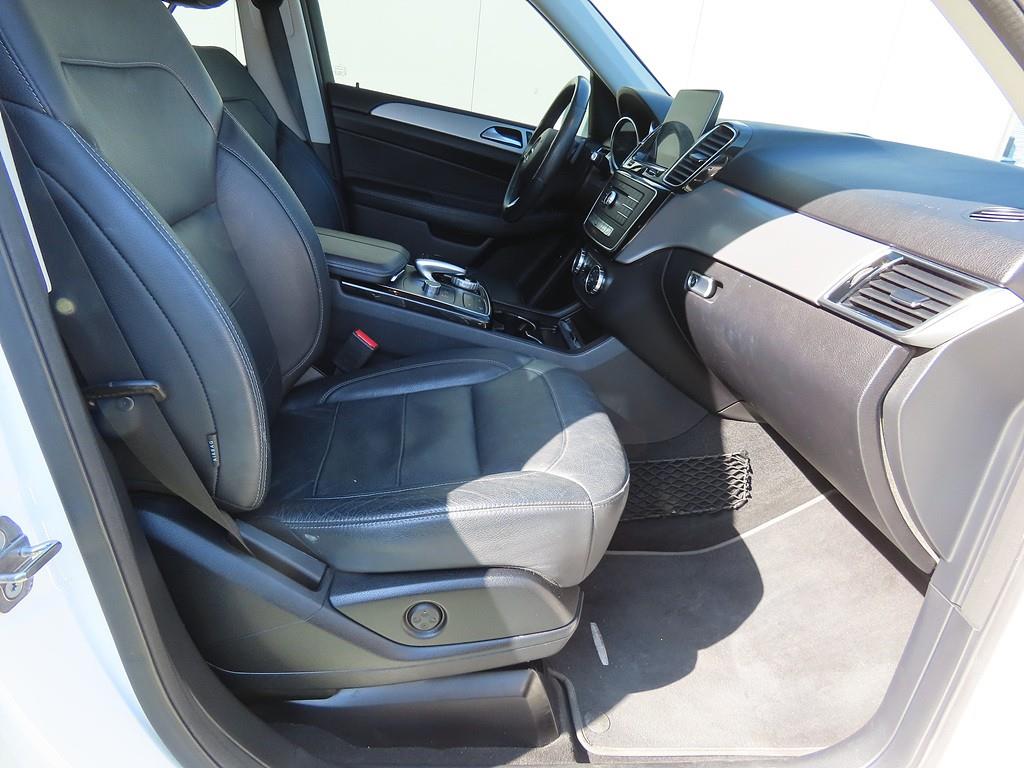 Mercedes Benz GLE Class - Vista 7