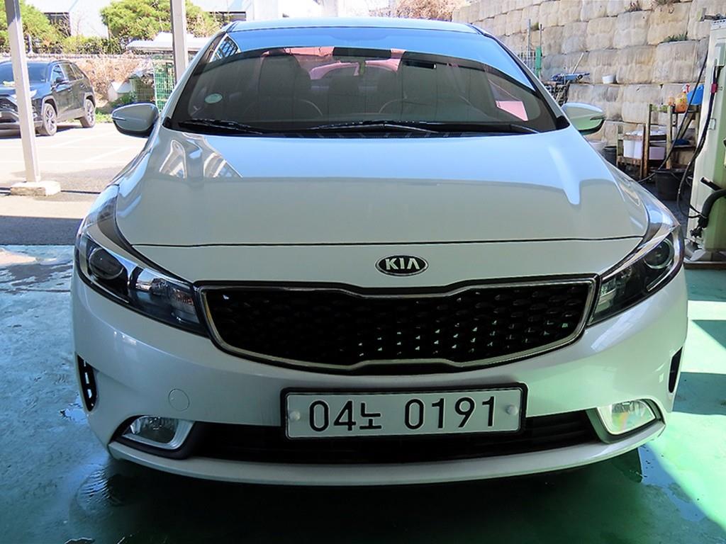 KIA K3 2016 Blanco - Importación desde Corea - HF Imports Iquique - Foto 1