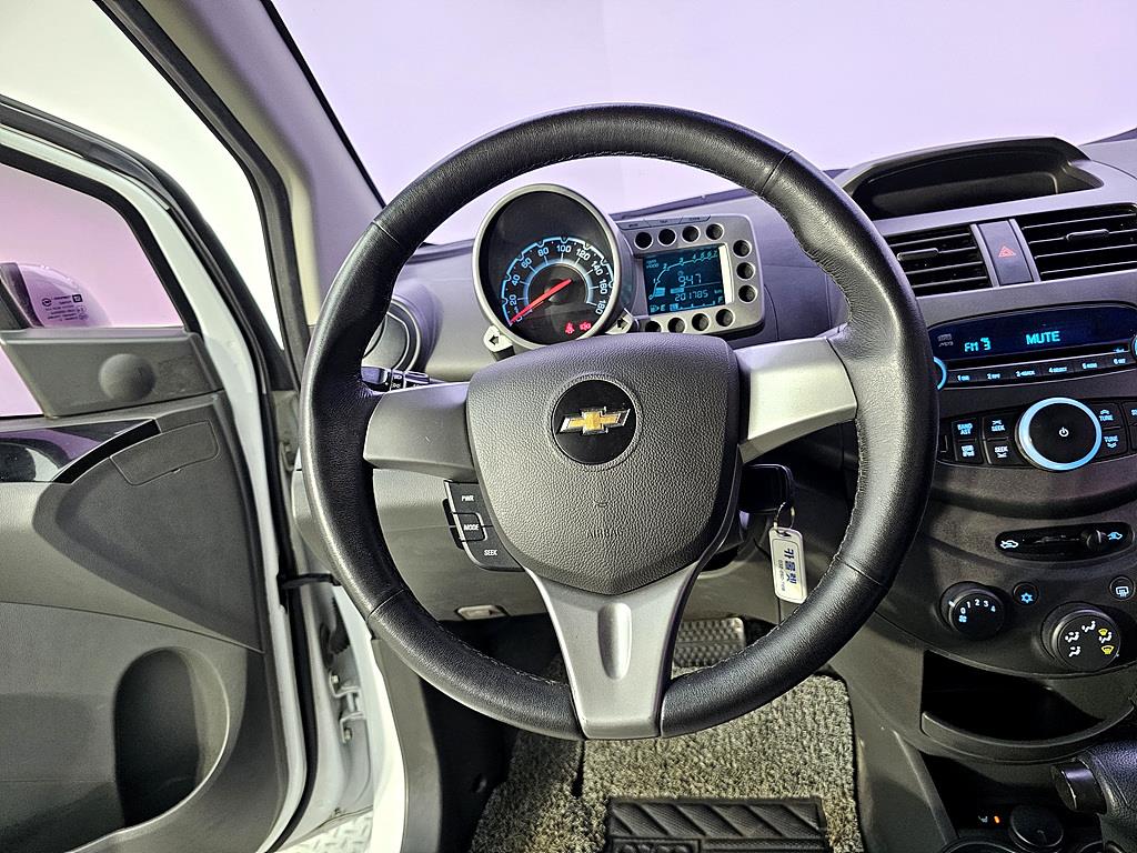 Chevrolet Spark - Vista 12