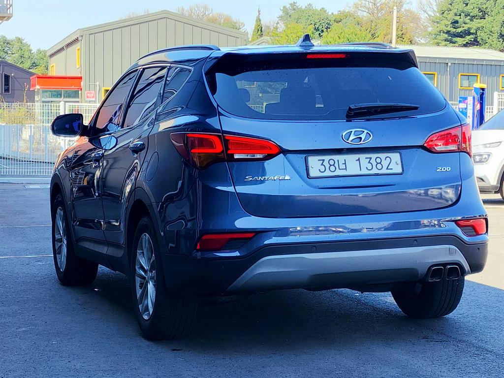 HYUNDAI Santa Fe - Vista 5