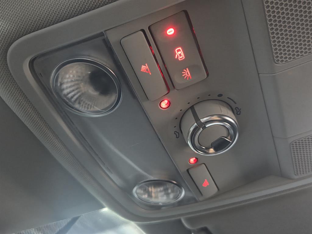 Volkswagen Passat 2018 Negro - Importación desde Corea - HF Imports Iquique - Foto 17