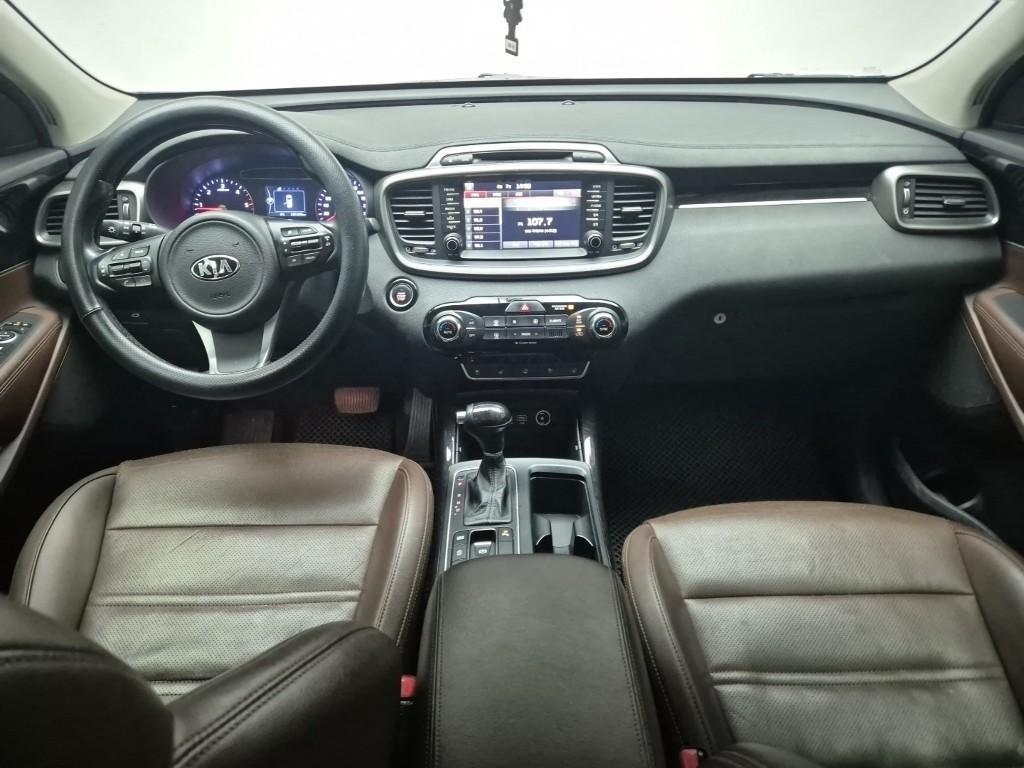 KIA Sorento - Vista 7